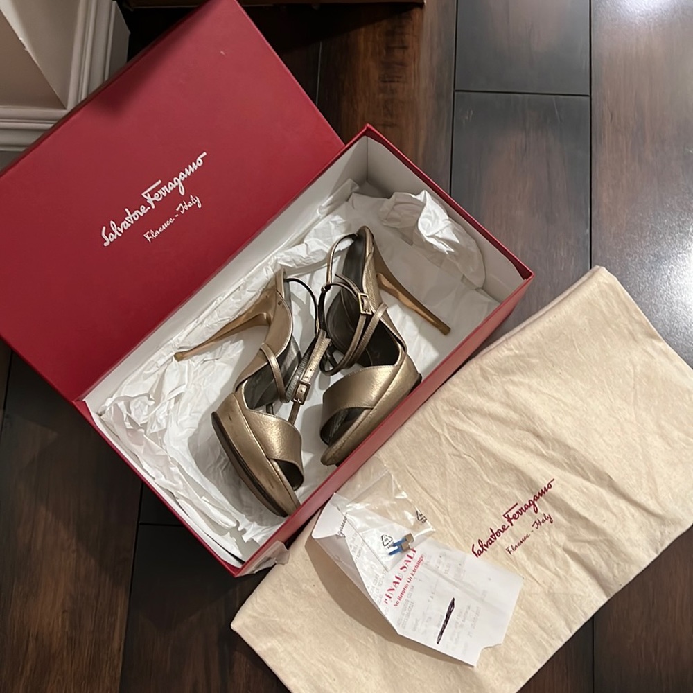 Calf leather heel